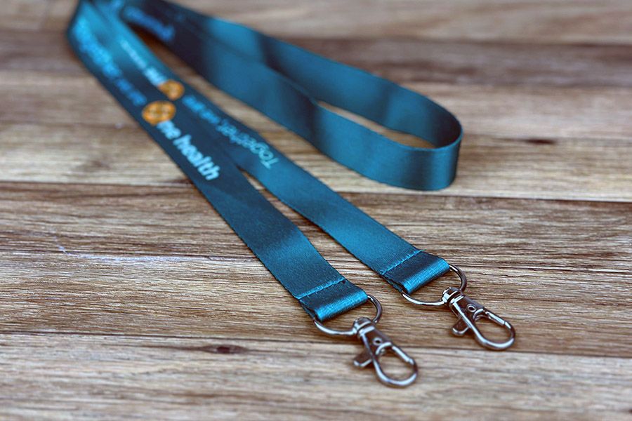 Full color lanyards met dubbele clip Abby
